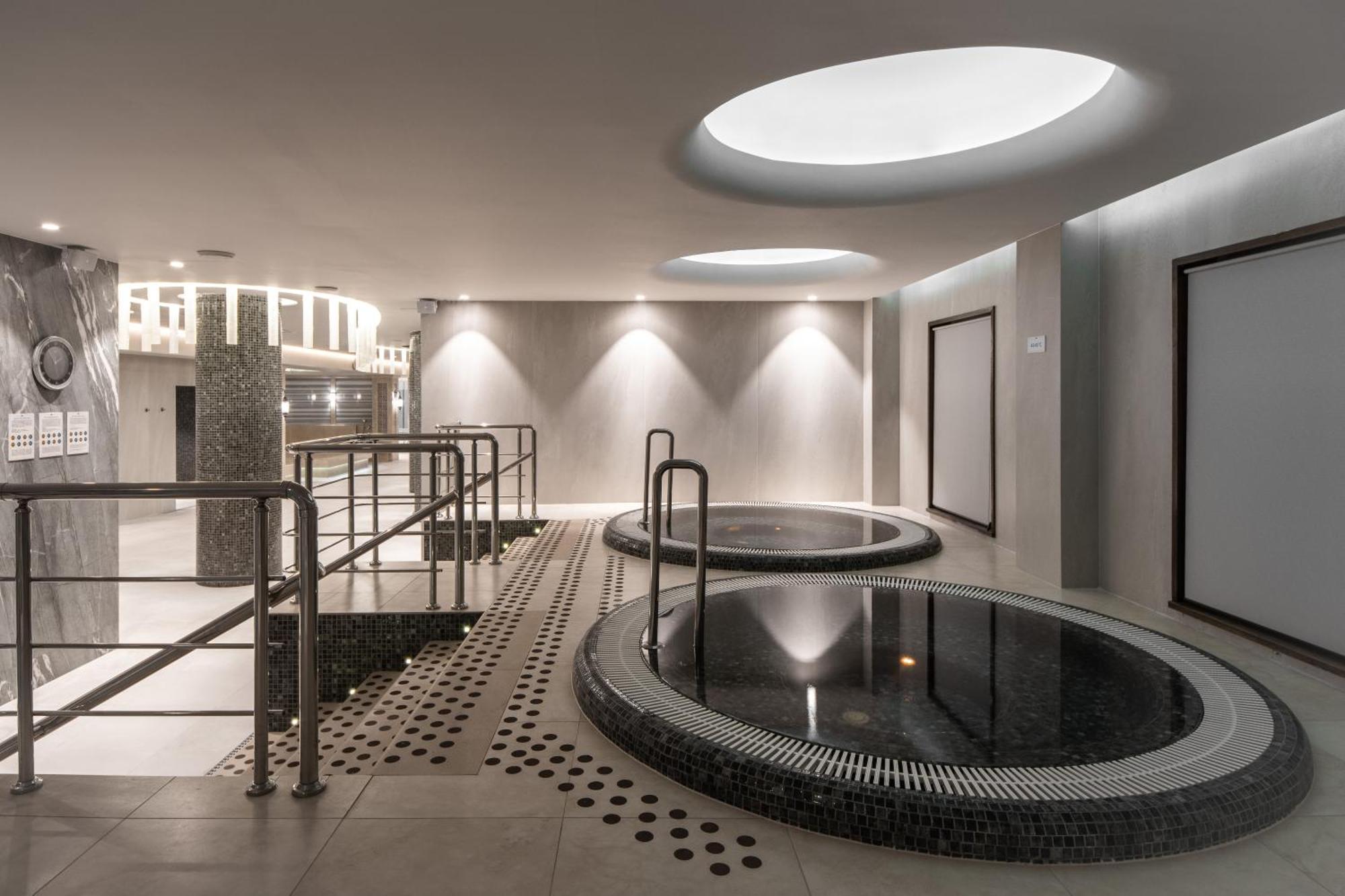 Aquaperla Hotel & Spa Kiszyniów Zewnętrze zdjęcie